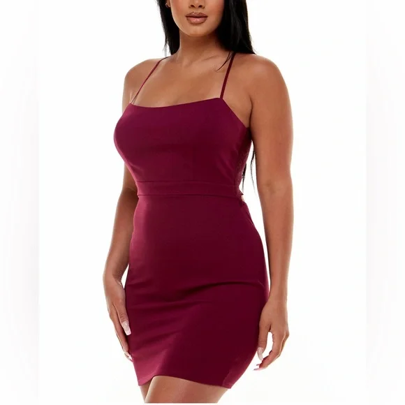 NWT Emerald Sundae Juniors Lace-Back Dress
